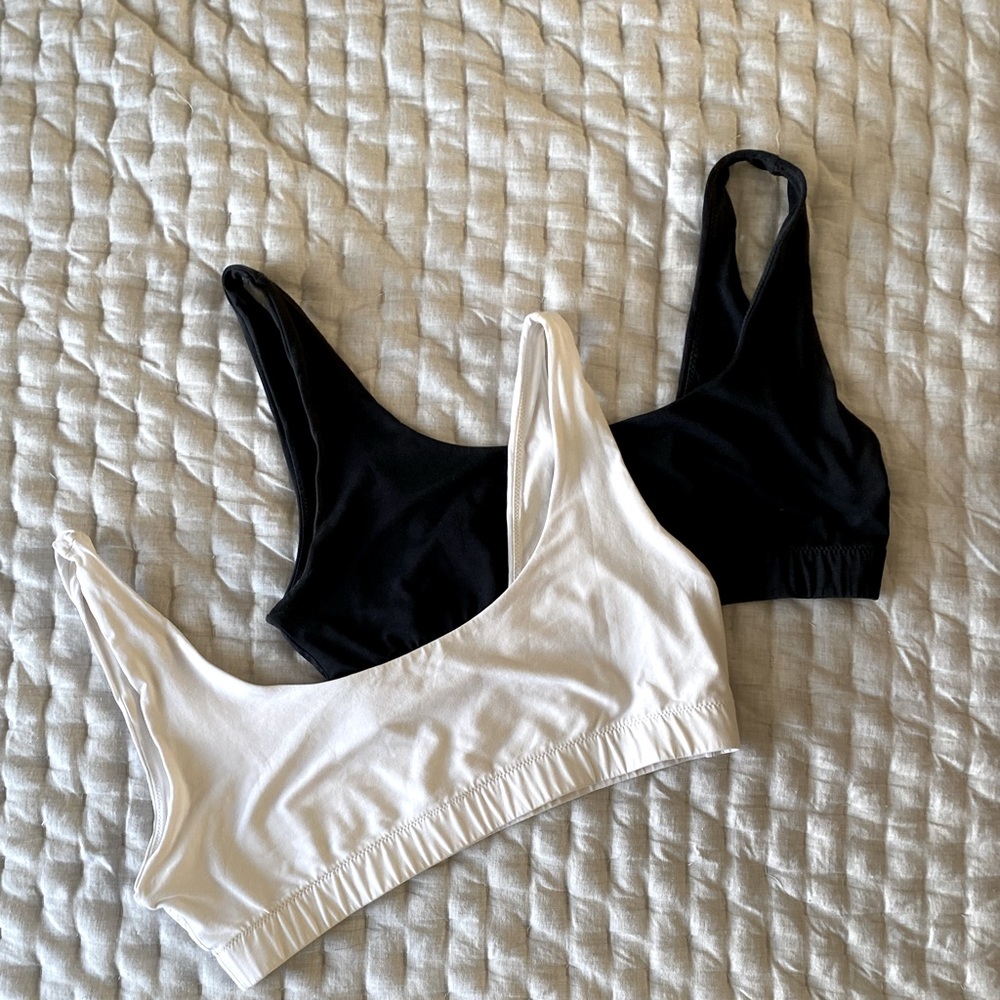 Everlane Set of Two Bras